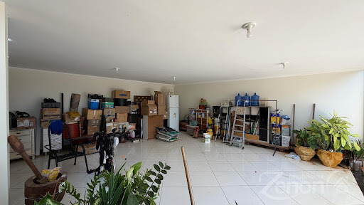 Casa à Venda em Vila Jamil de Lima, Adamantina, 3 Dorms, sendo uma Suíte 231m²