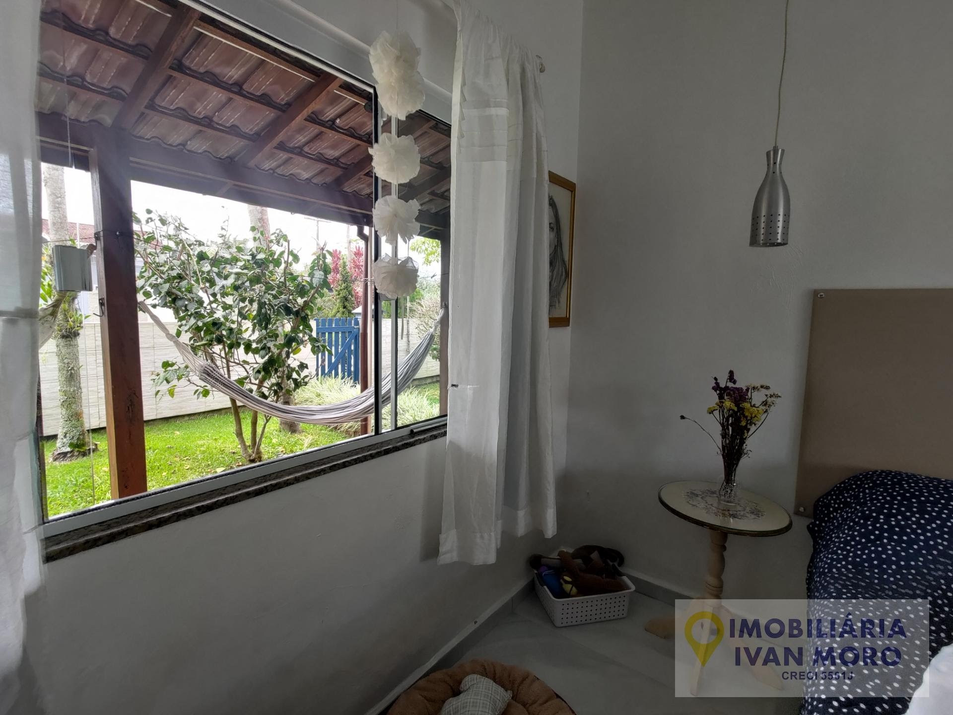 Casa à venda com 4 quartos, 3 suítes, 2 vagas e 230m² no Daniela, Florianópolis (SC) — foto 9 de 30