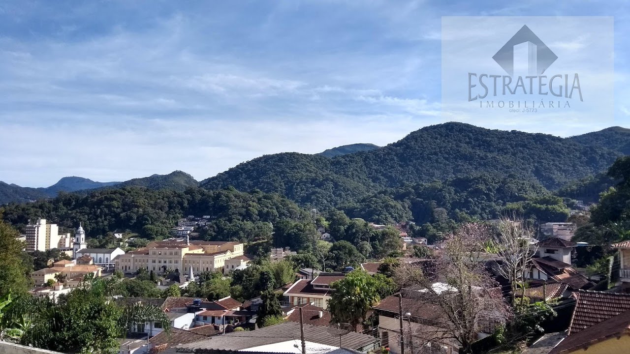 Casa à venda com 3 quartos, 1 banheiro, 4 vagas e 186m² no Centro, Petrópolis (RJ) — foto 9 de 9