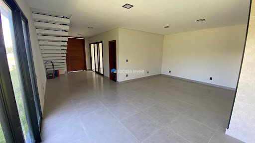 Casa à Venda em Porto Seguro: 3 Suítes, 425m² no Gaudí