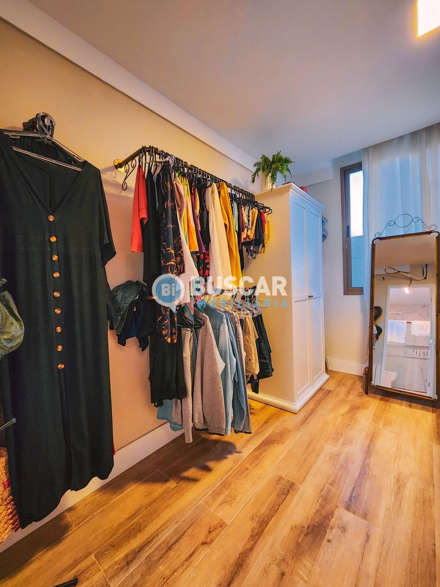 Casa à venda com 3 quartos, 3 suítes, 2 vagas e 195m² no Registro, Feira de Santana (BA) — foto 14 de 22