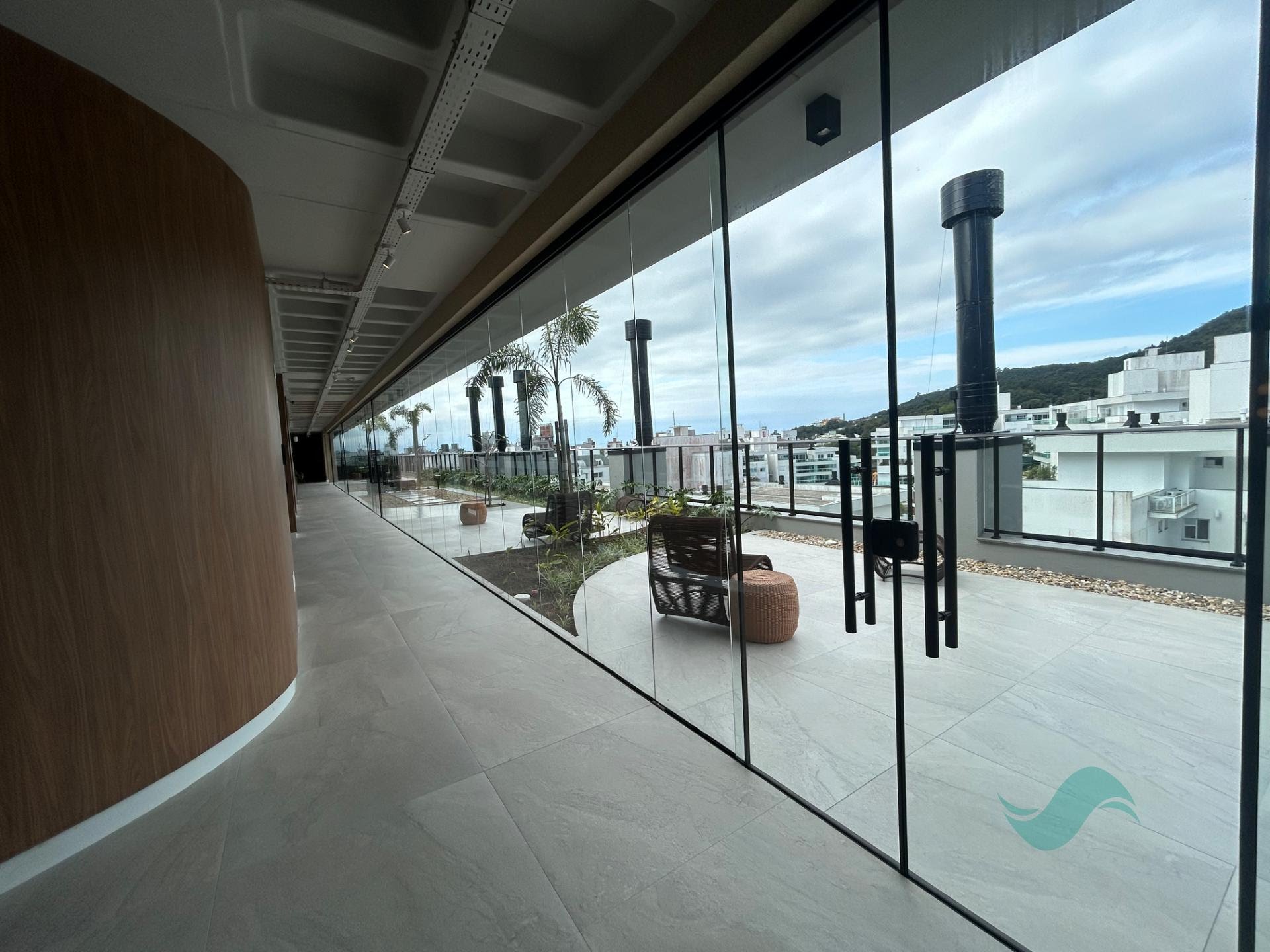 Apartamento à venda com 2 suítes, 2 vagas e 94m² no Jurerê, Florianópolis (SC) — foto 17 de 30