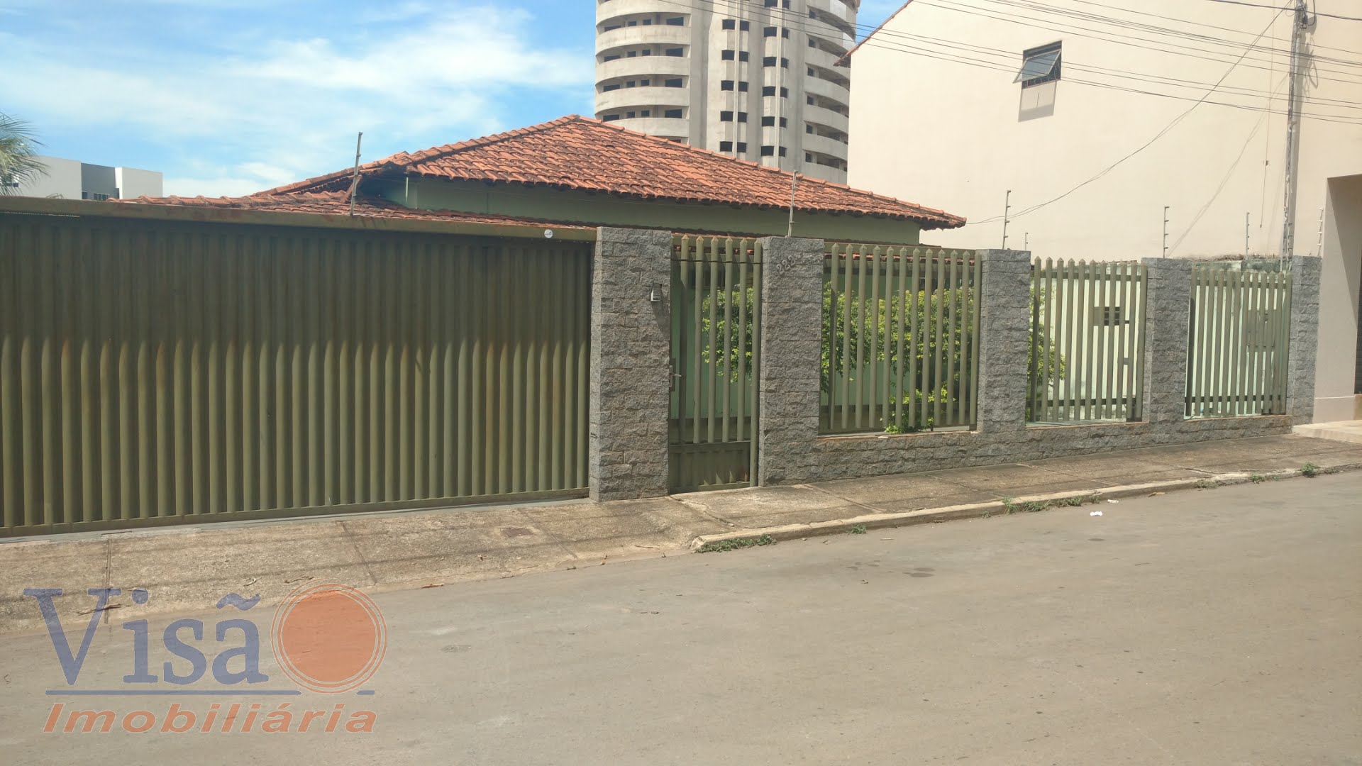 Casa à venda com 3 quartos, 1 suíte, 2 vagas e 400m² no Bela Vista, Paracatu (MG) — foto 13 de 14