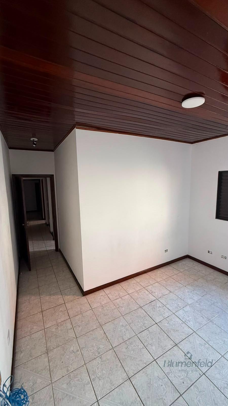 Casa à venda com 3 quartos, 2 banheiros, 3 vagas e 200m² no Center Ville, Arujá (SP) — foto 16 de 28