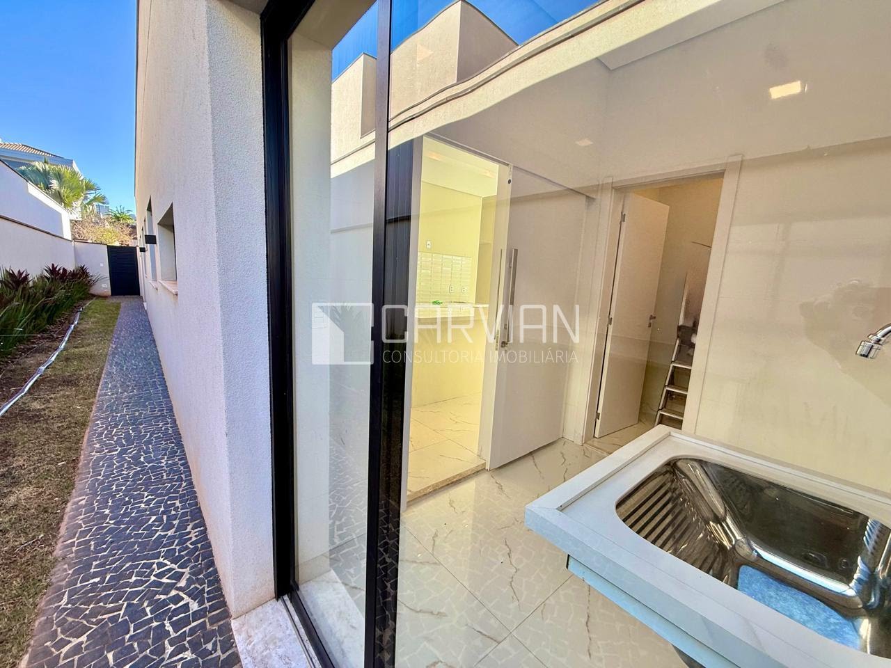 Casa à venda com 3 quartos, 3 suítes, 4 vagas e 274m² no Alphaville, Ribeirão Preto (SP) — foto 18 de 30