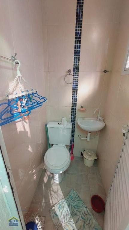 Casa à venda com 3 quartos, 1 suíte, 1 vaga e 95m² no Aviação, Praia Grande (SP) — foto 24 de 30