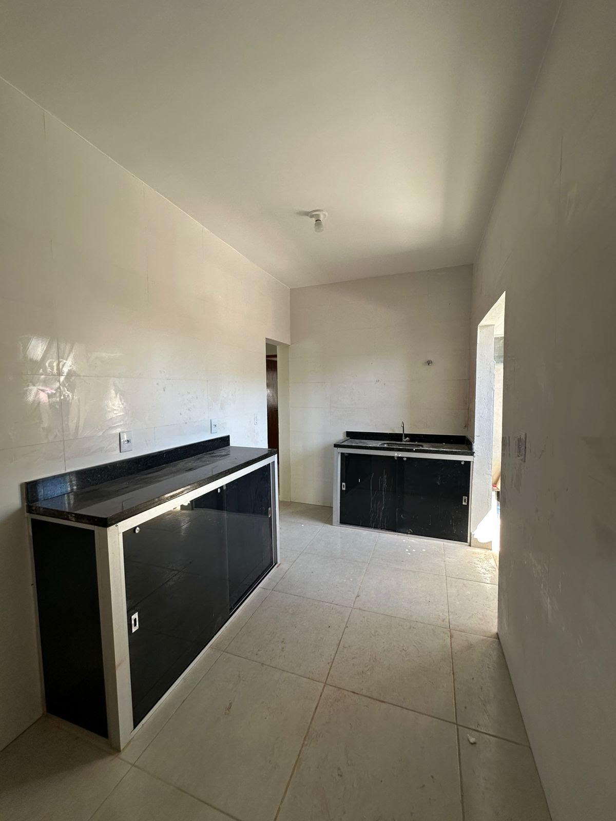 Apartamento para alugar com 4 quartos e 2 banheiros no Centro, Paracatu (MG) — foto 2 de 17