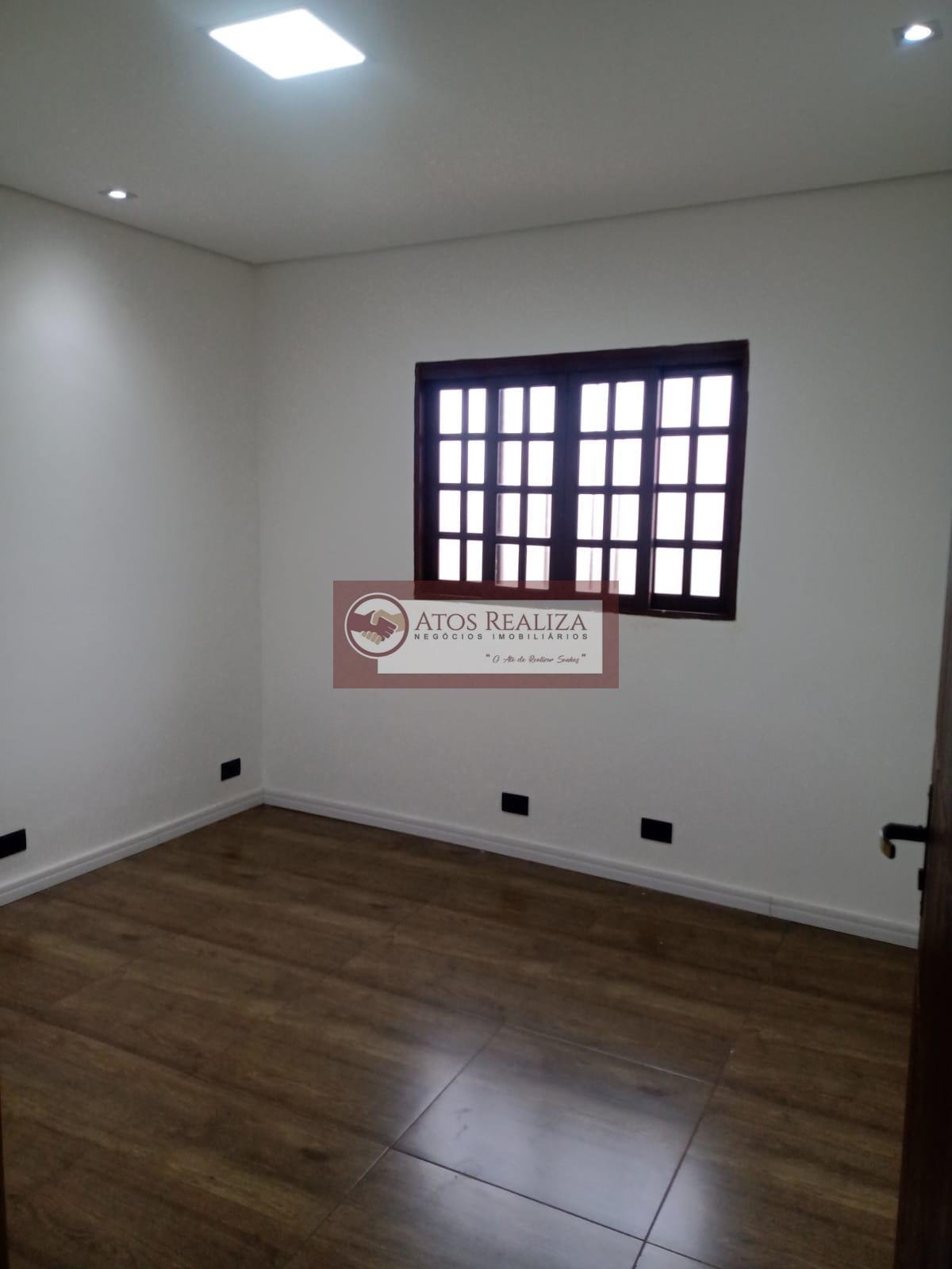 Casa à venda com 4 quartos, 2 banheiros, 2 vagas e 125m² no Jardim Santa Edwiges, São Paulo (SP) — foto 4 de 17