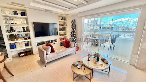 Cobertura linear à venda em Botafogo: 206m², 4 quartos