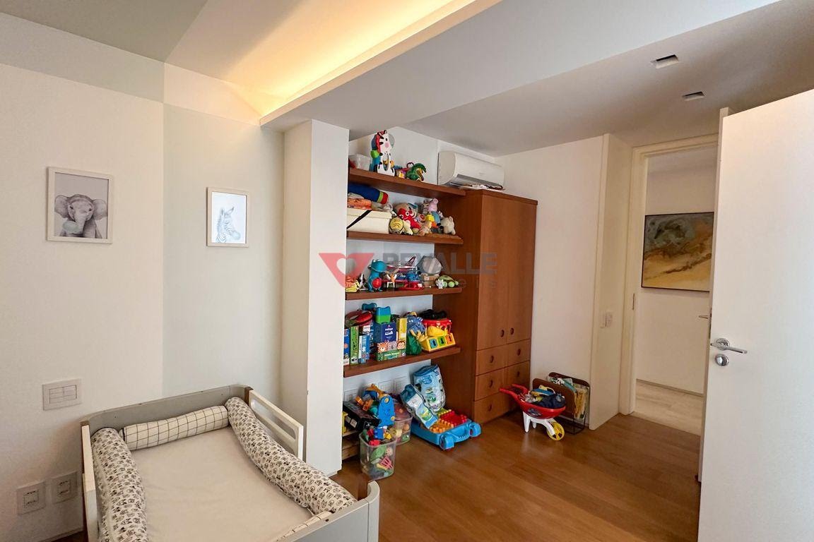 Apartamento à venda com 3 quartos, 3 suítes, 2 vagas e 175m² no Ipanema, Rio de Janeiro (RJ) — foto 18 de 30