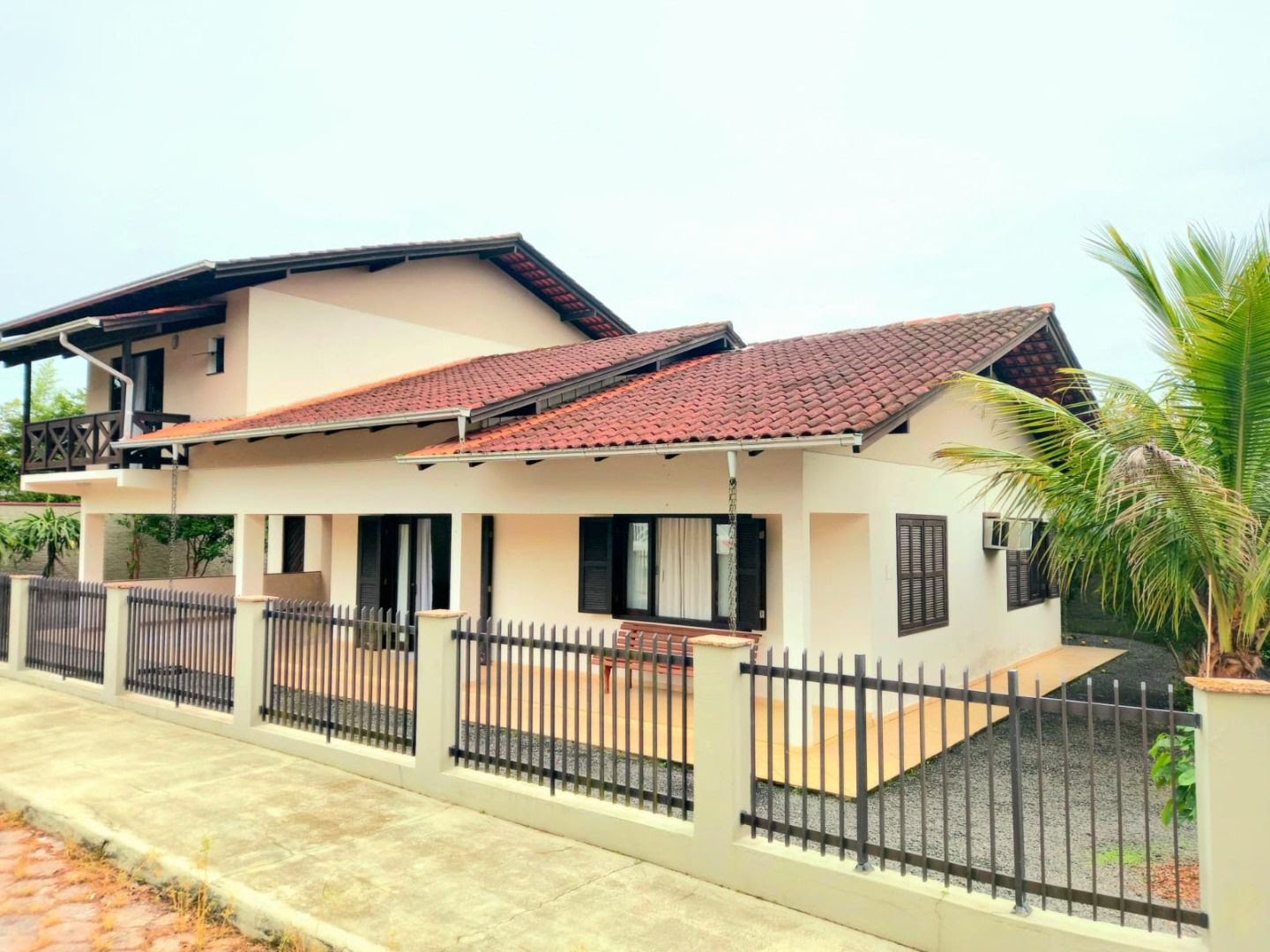 Casa à venda com 4 quartos, 1 suíte, 6 vagas e 230m² no Itoupava Norte, Blumenau (SC) — foto 3 de 11