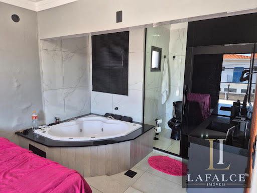 Casa em Jardim Kamel  -  Pirassununga