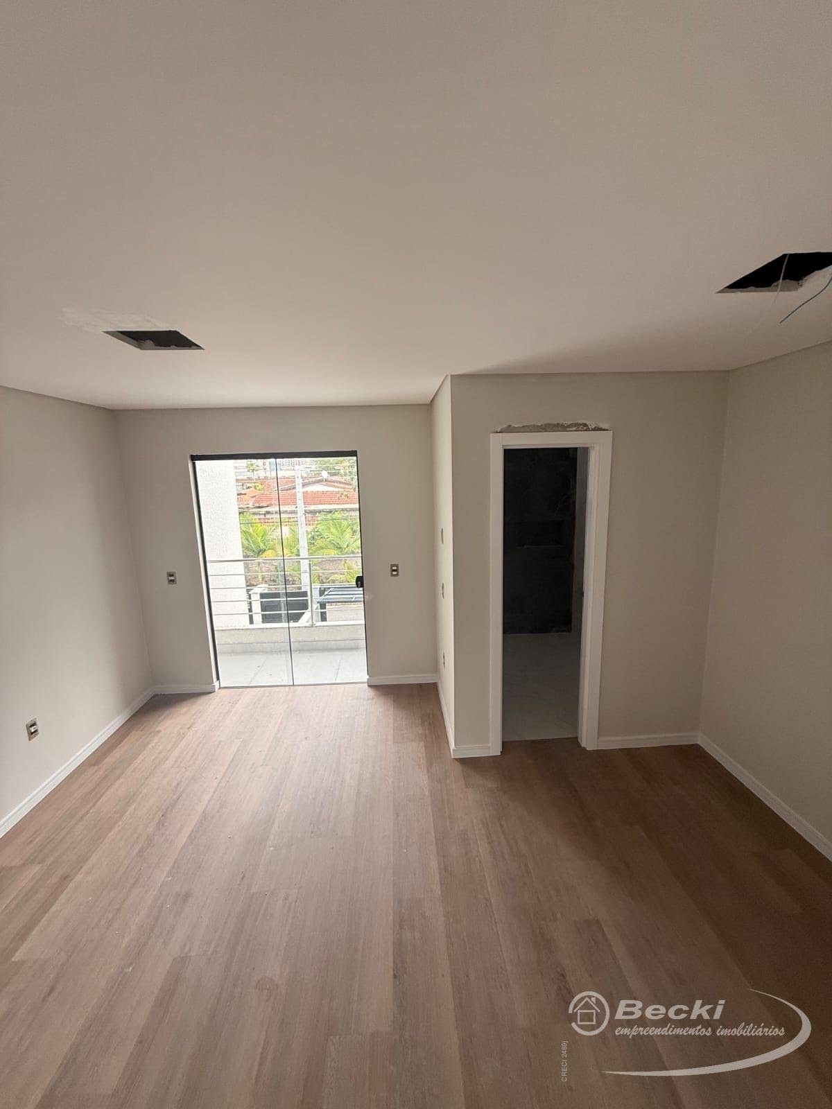 Casa à venda com 3 quartos, 1 suíte, 1 vaga e 123m² no Glória, Joinville (SC) — foto 10 de 12