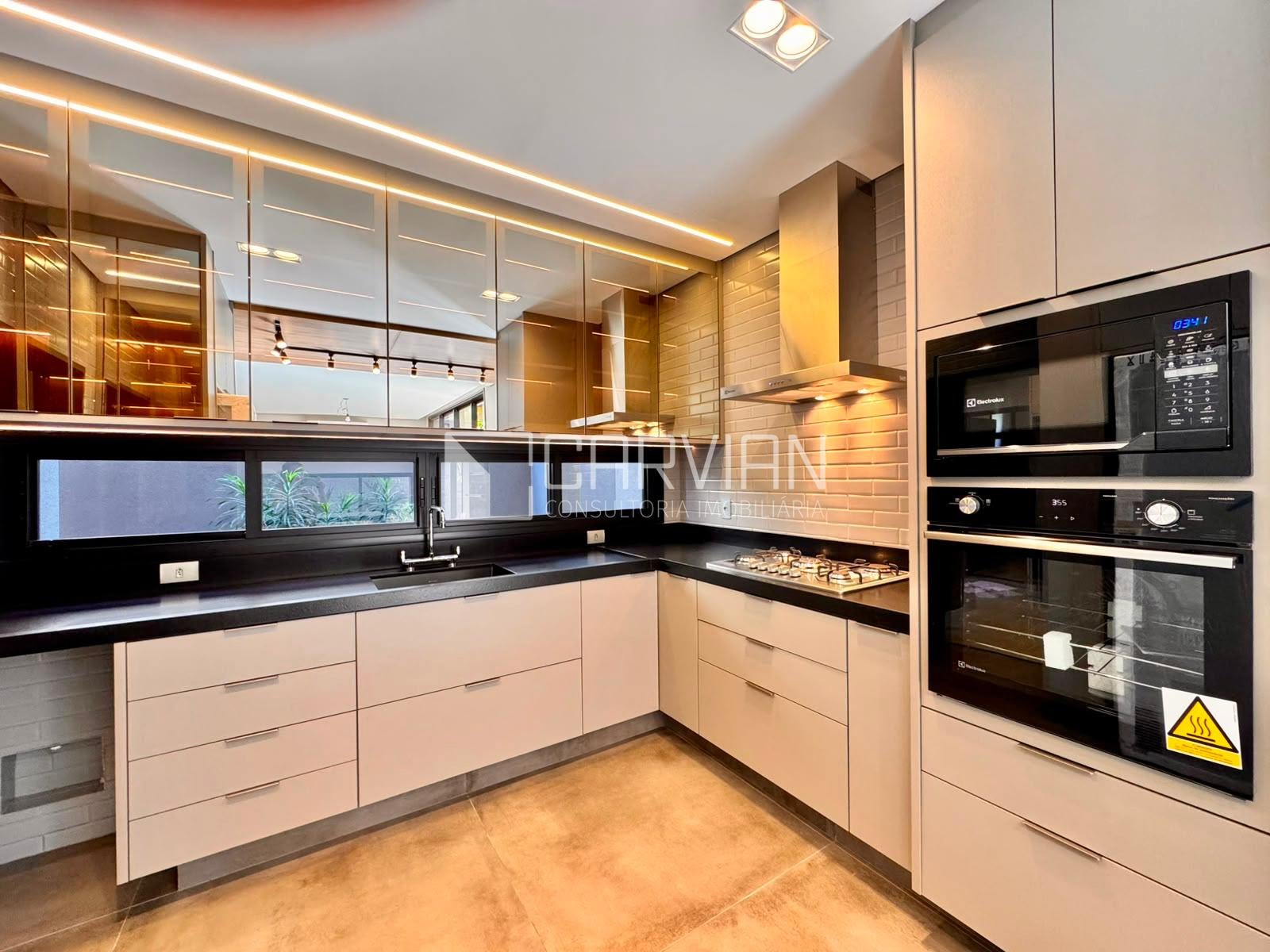 Casa à venda com 4 quartos, 4 suítes, 2 vagas e 450m² no Condomínio Guaporé, Ribeirão Preto (SP) — foto 10 de 30
