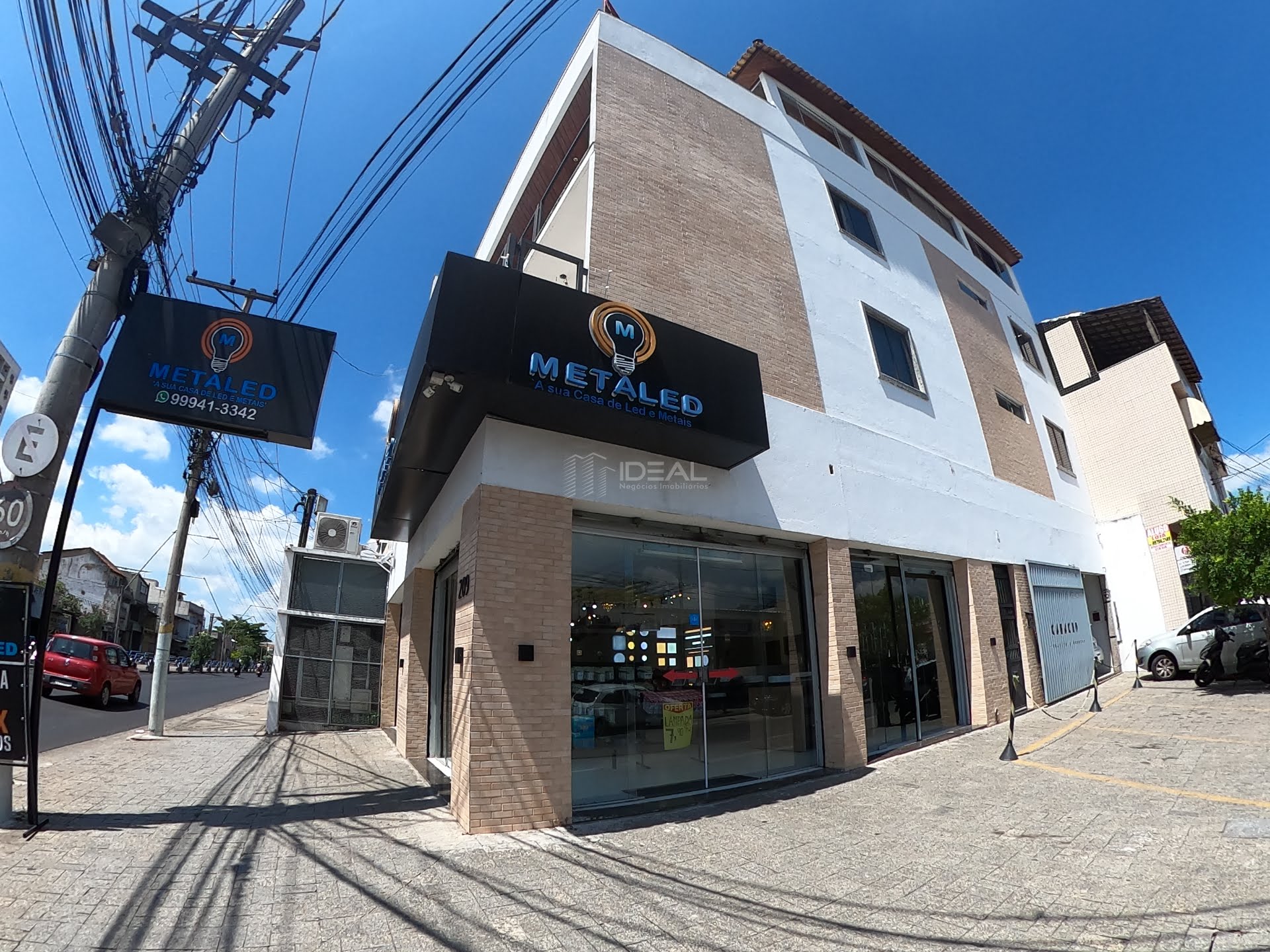 Predio inteiro para venda na av vinte e oito e marco - Campos dos Goytacazes, RJ