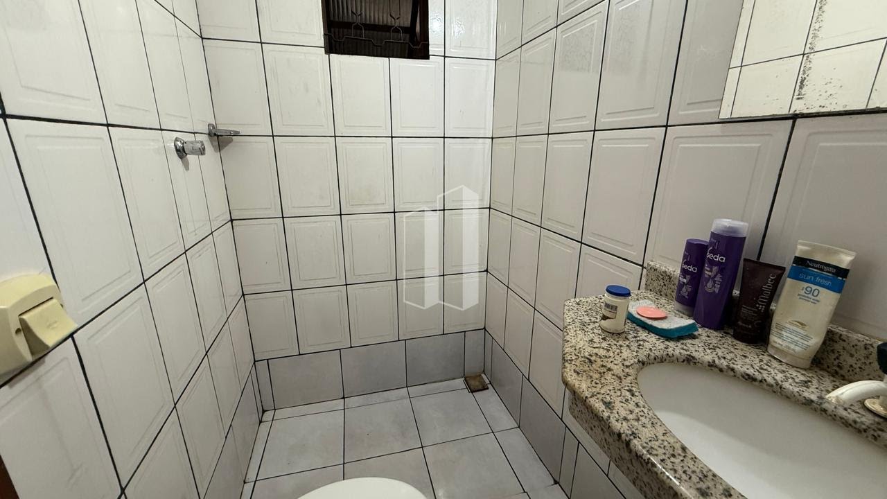 Casa à venda com 6 quartos, 1 suíte, 2 vagas e 201m² no Jardim Novo Mundo, Goiânia (GO) — foto 3 de 17