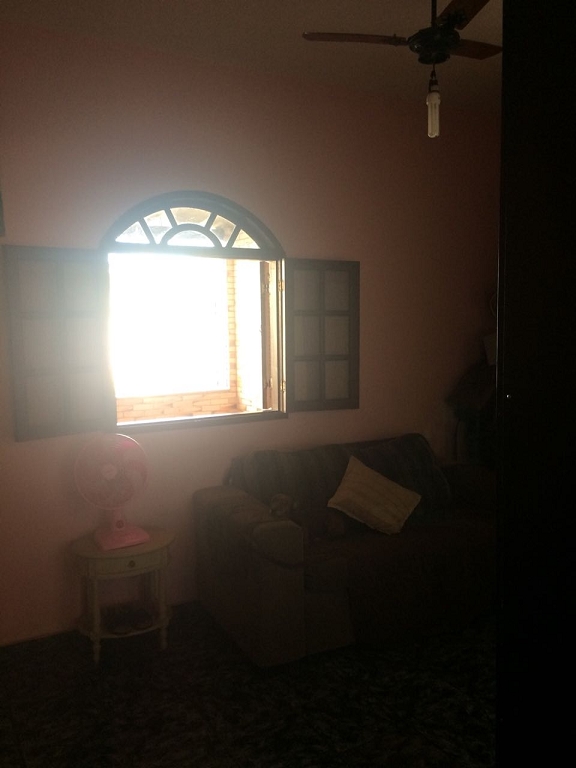 Casa à venda com 3 quartos, 1 banheiro, 3 vagas e 106m² no Parque Califórnia, Campos dos Goytacazes (RJ) — foto 12 de 22