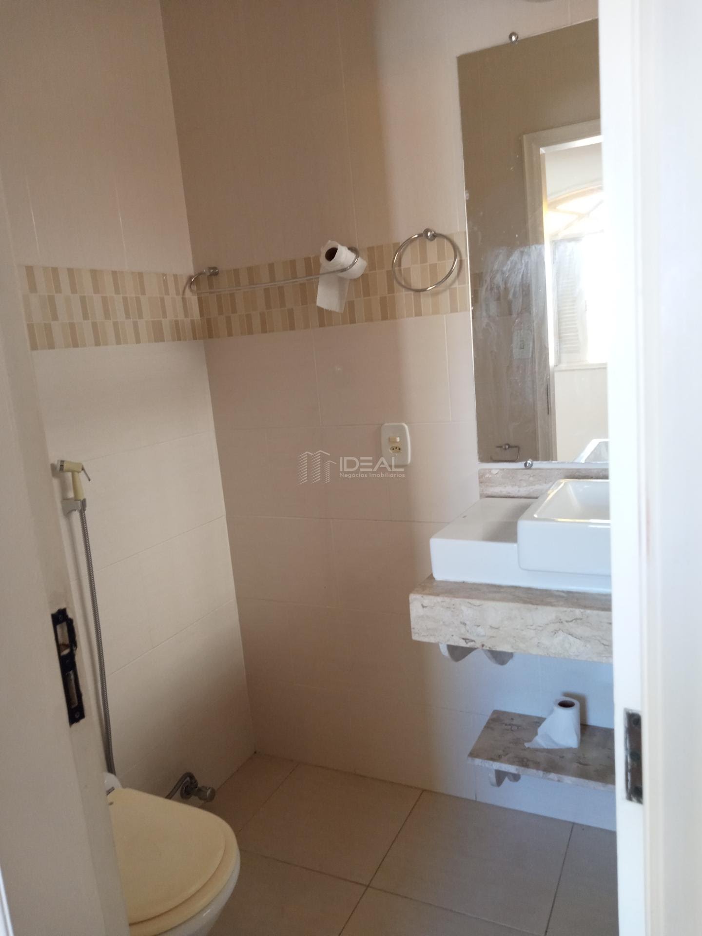 Apartamento para alugar com 3 quartos, 1 suíte, 1 vaga e 100m² no Centro, Campos dos Goytacazes (RJ) — foto 15 de 17