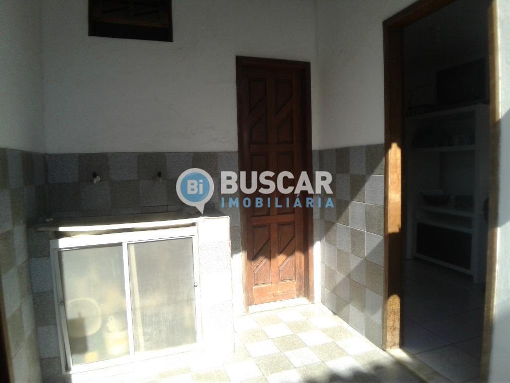 Casa à venda com 4 quartos, 3 banheiros, 2 vagas e 196m² no São João, Feira de Santana (BA) — foto 12 de 17