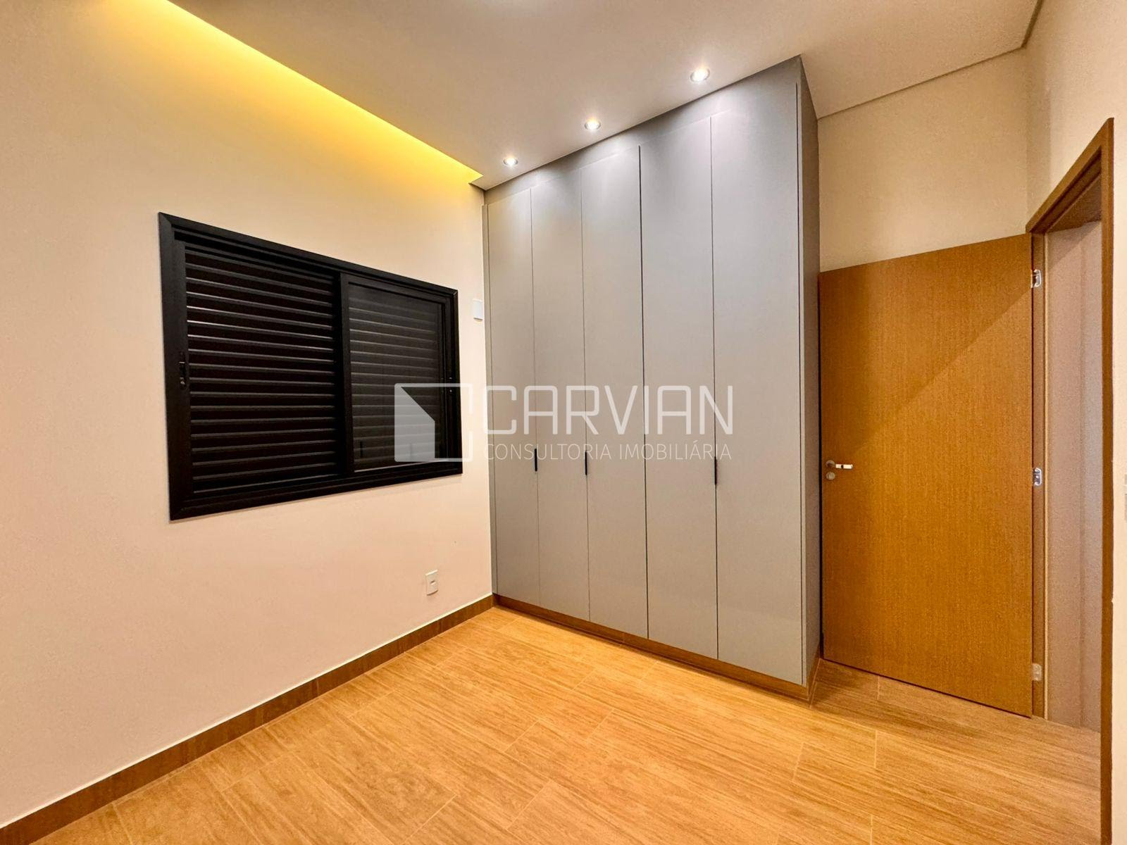 Casa à venda com 3 quartos, 3 suítes, 3 vagas e 165m² no Bomfim Paulista, Ribeirão Preto (SP) — foto 9 de 30