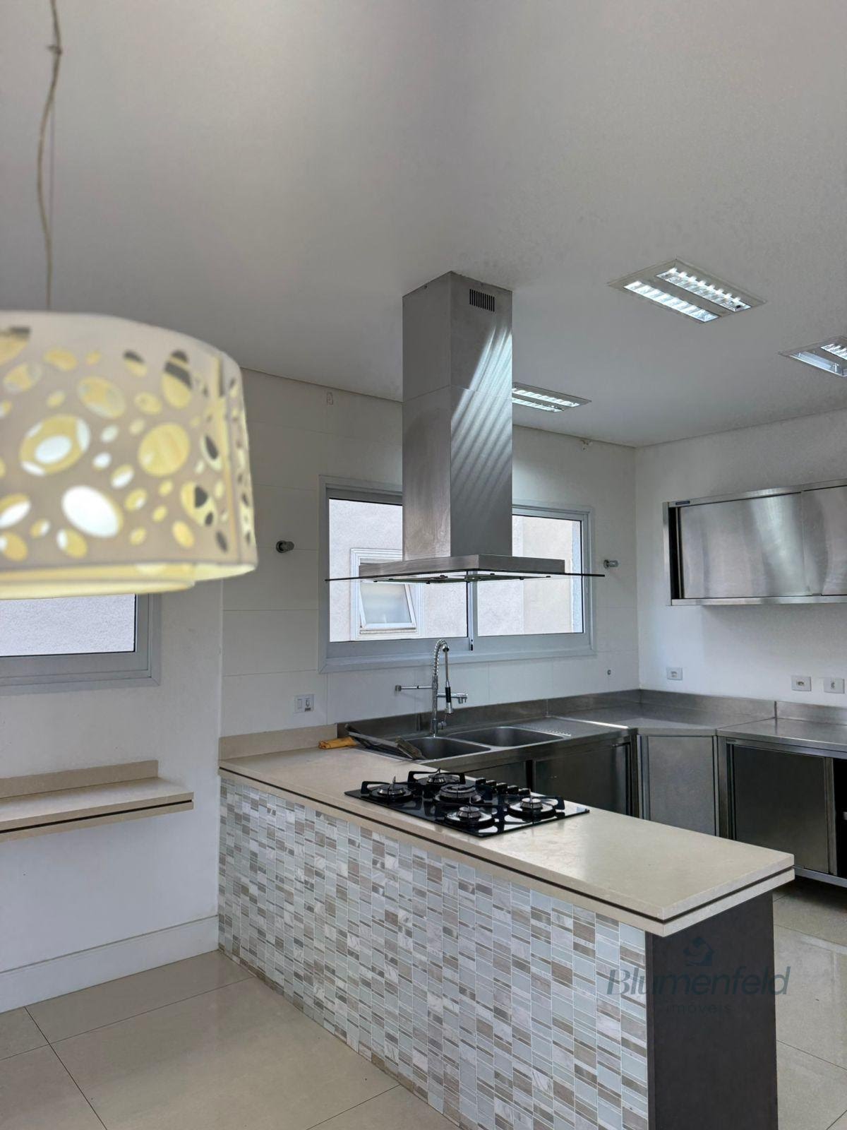 Casa à venda com 4 quartos, 3 suítes, 5 vagas e 320m² no Jardim Fazenda Rincao, Arujá (SP) — foto 9 de 30