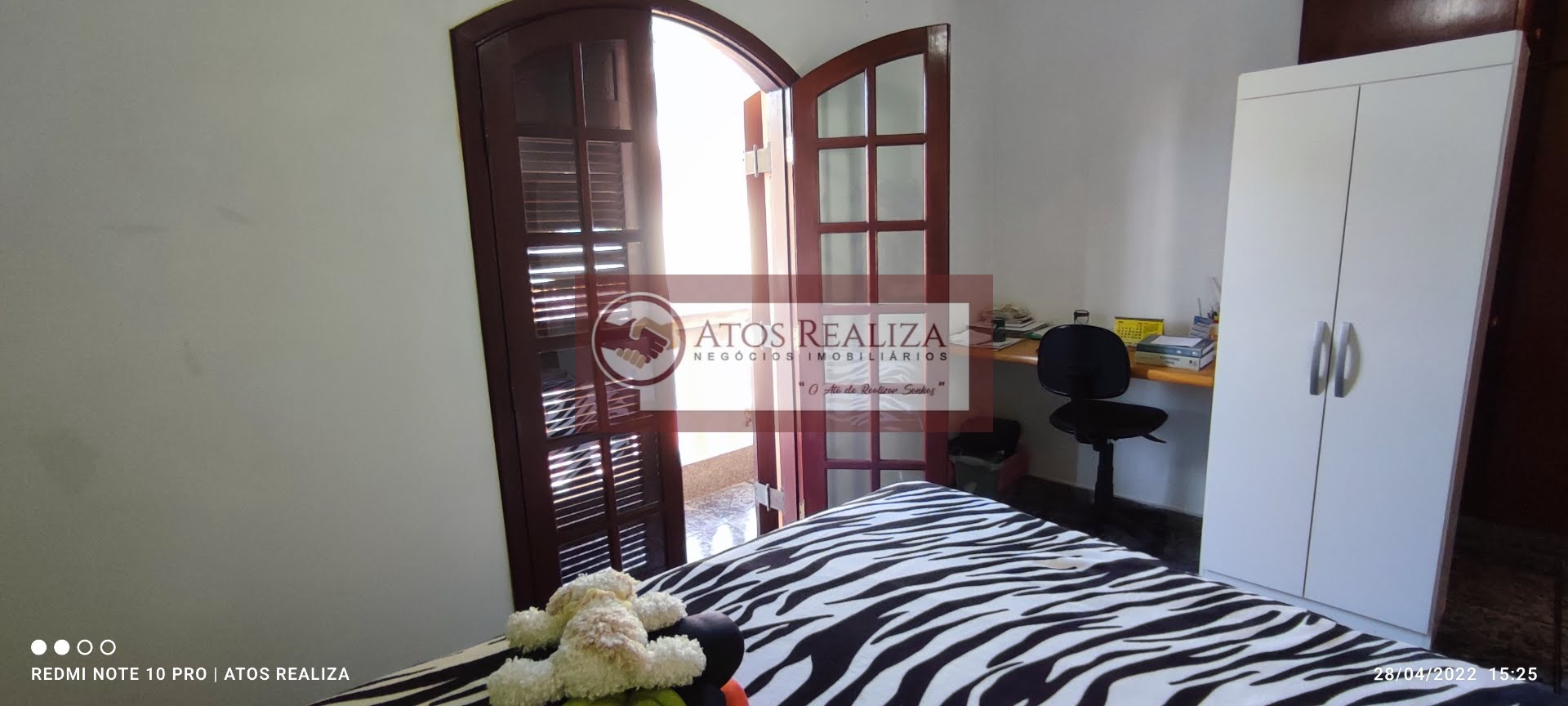 Casa à venda com 3 quartos, 4 suítes, 3 vagas e 250m² no Interlagos, São Paulo (SP) — foto 19 de 30