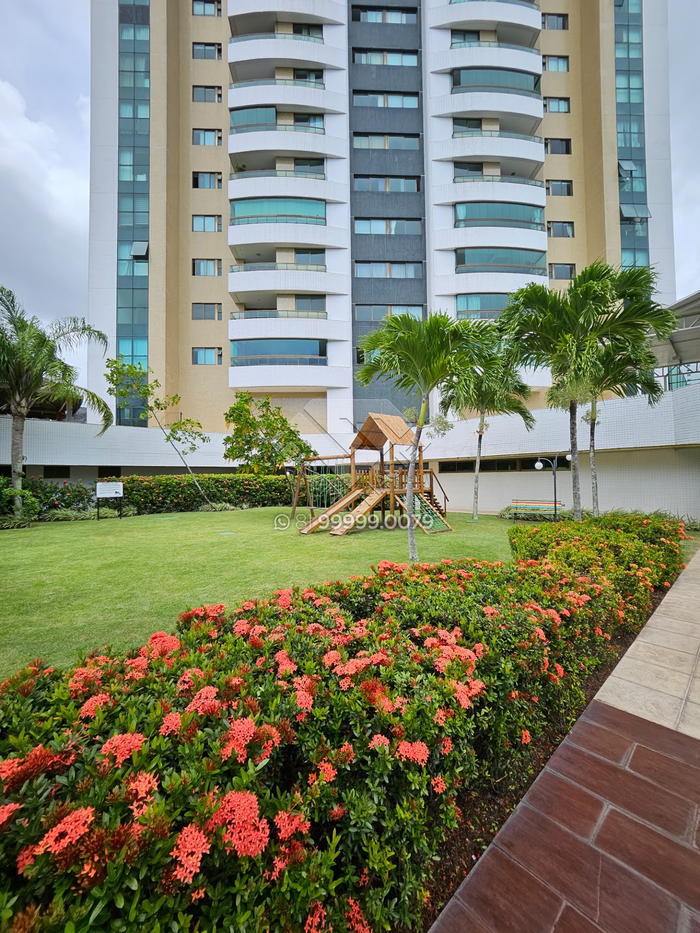 Apartamento à venda com 4 quartos, 4 suítes, 3 vagas e 208m² no Torre, Recife (PE) — foto 24 de 30
