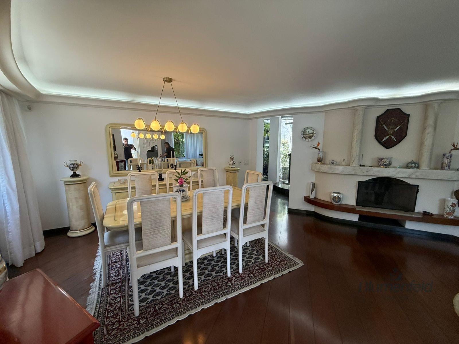 Casa à venda com 6 quartos, 5 suítes, 6 vagas e 600m² no Condomínio Arujazinho IV, Arujá (SP) — foto 16 de 30