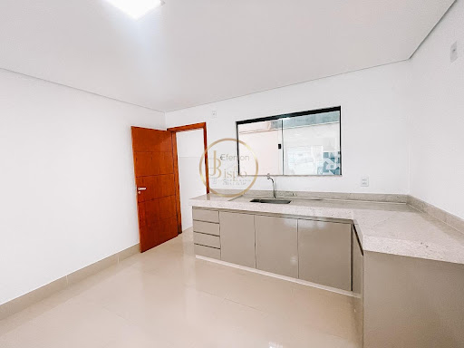 Venda: Apartamento 2 Dormitórios no Centro de Porto Seguro