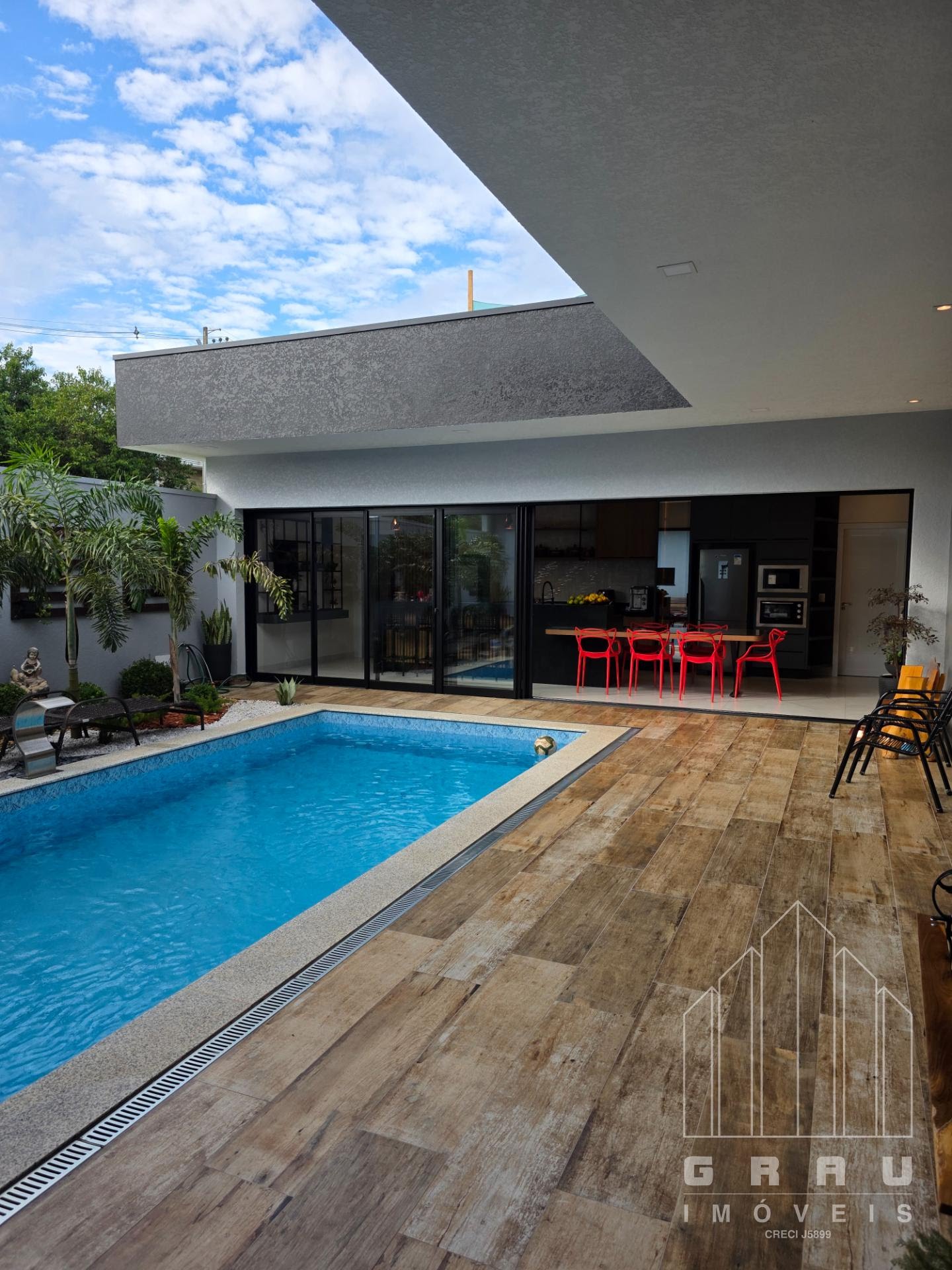 Casa no Condomínio Arco de Paris  -  Foz do Iguaçu