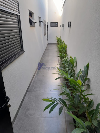 Casa 03 Dorm. em Residencial Interlagos  -  Rio Verde