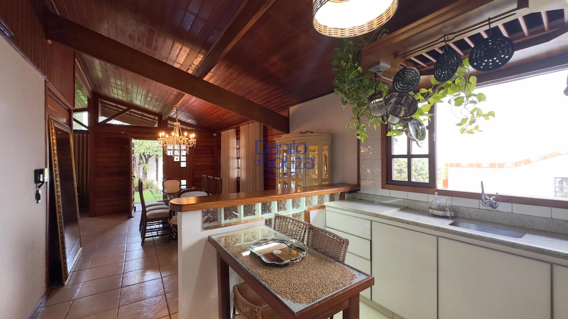Casa à venda com 3 quartos, 3 suítes, 1 vaga e 190m² no Centro, Araxá (MG) — foto 7 de 22