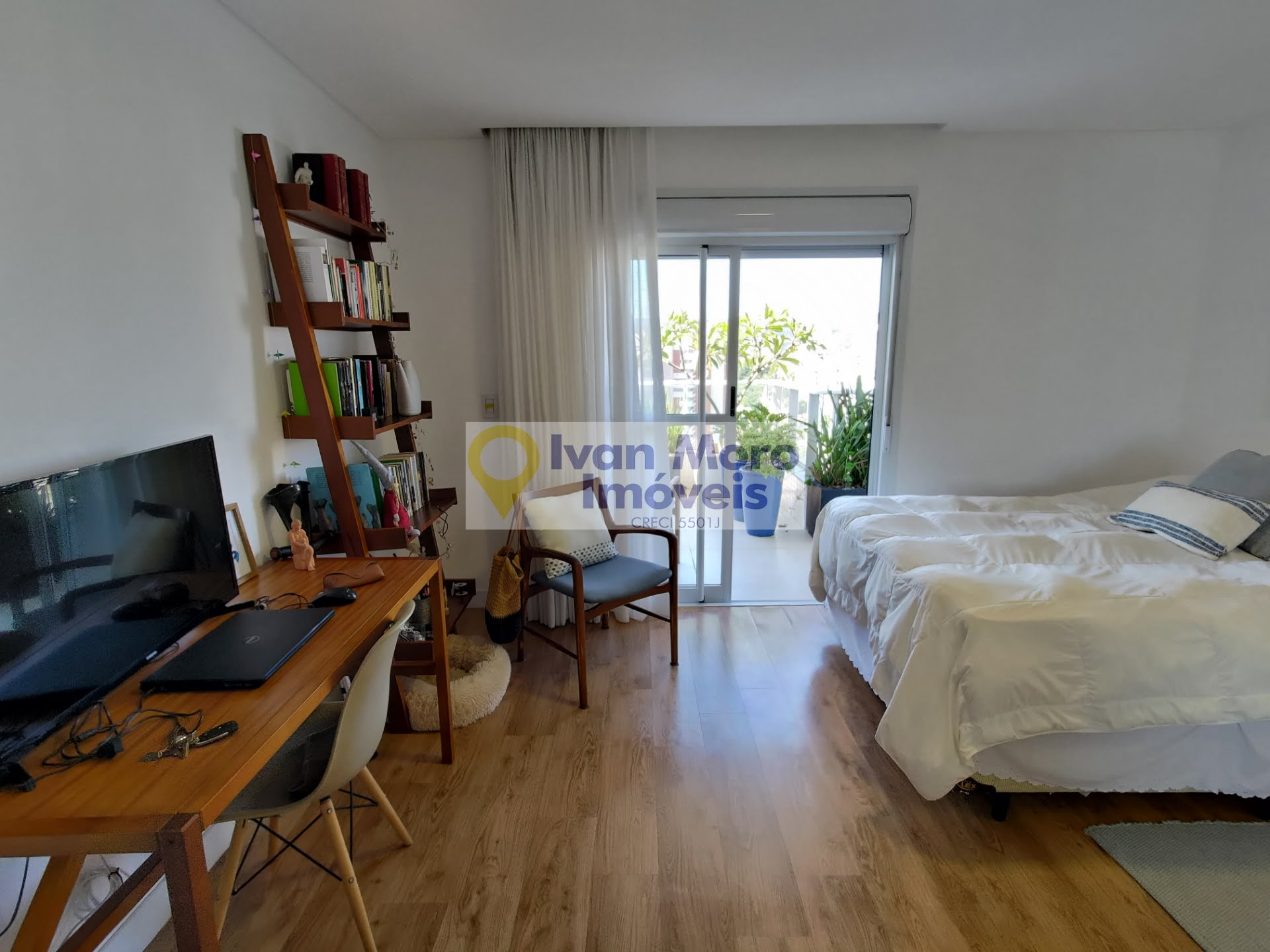 Cobertura à venda com 3 quartos, 3 suítes, 3 vagas e 220m² no Agronômica, Florianópolis (SC) — foto 3 de 30