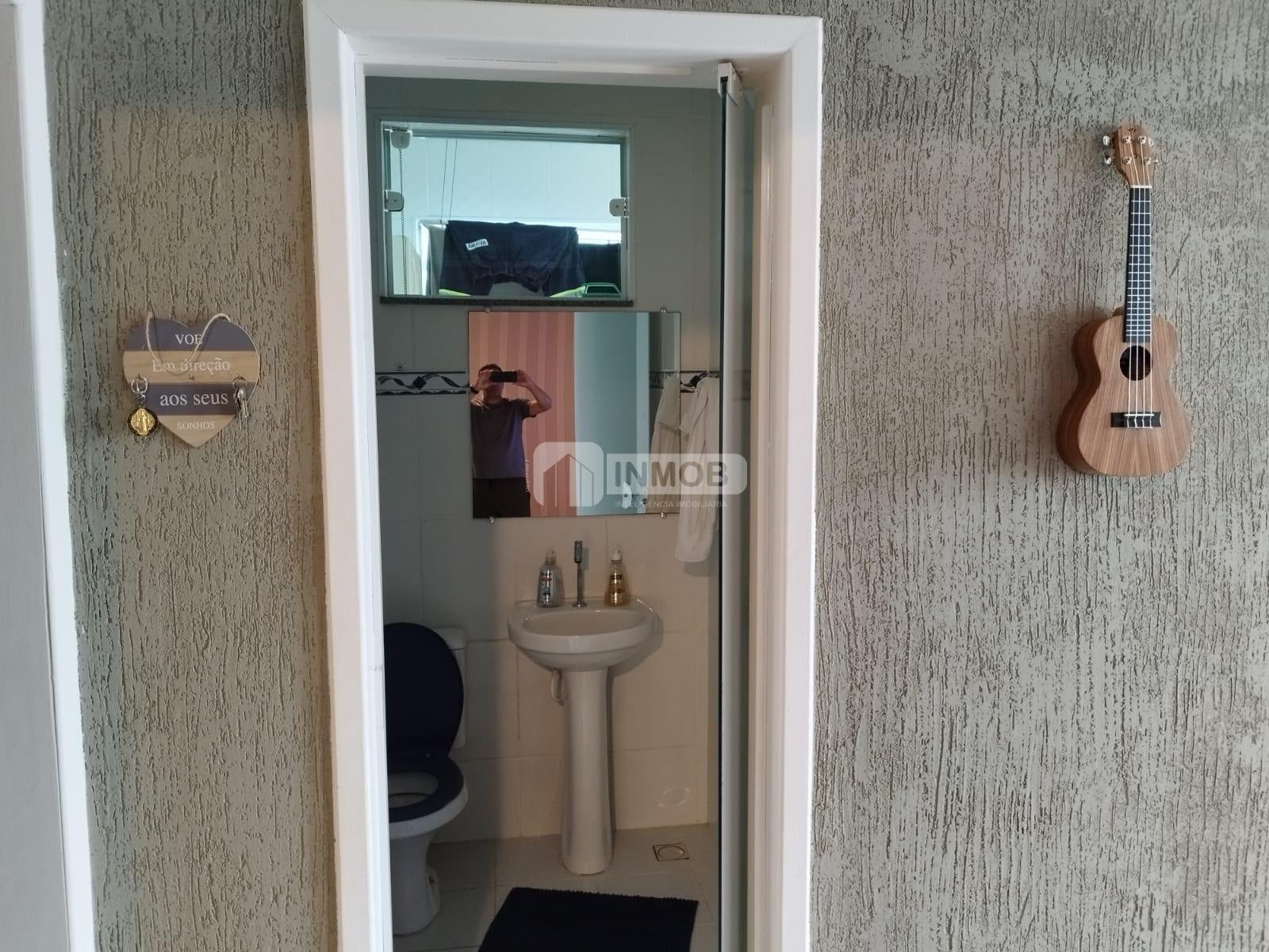 Casa para alugar com 3 quartos, 3 suítes, 3 vagas e 300m² no Piracangaguá, Taubaté (SP) — foto 7 de 28