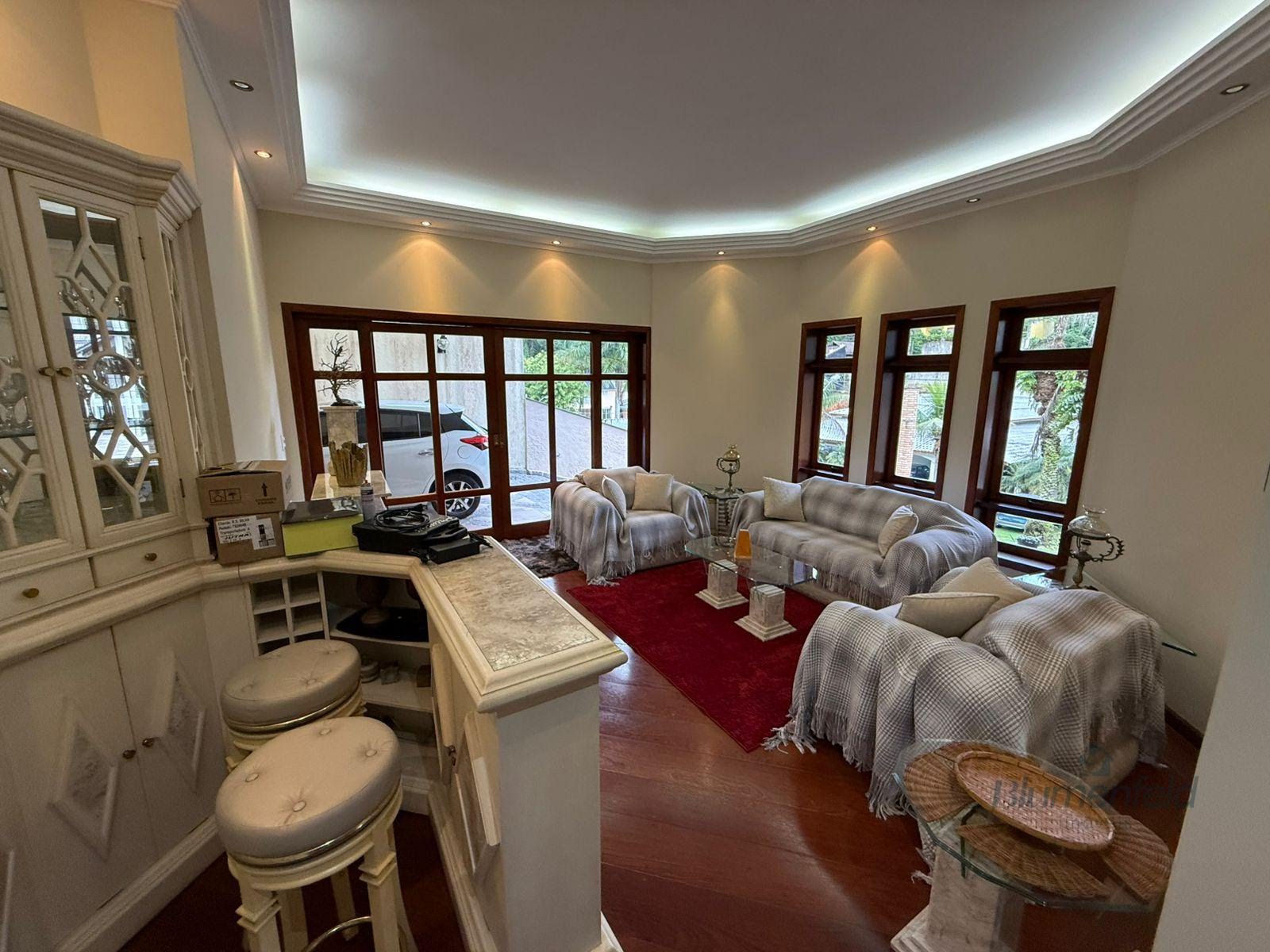 Casa à venda com 3 suítes, 4 vagas e 369m² no Condominio Arujazinho I II III, Arujá (SP) — foto 7 de 30
