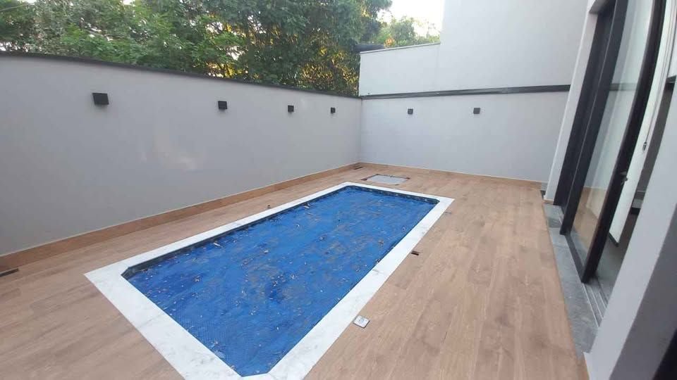 Piscina.jpg