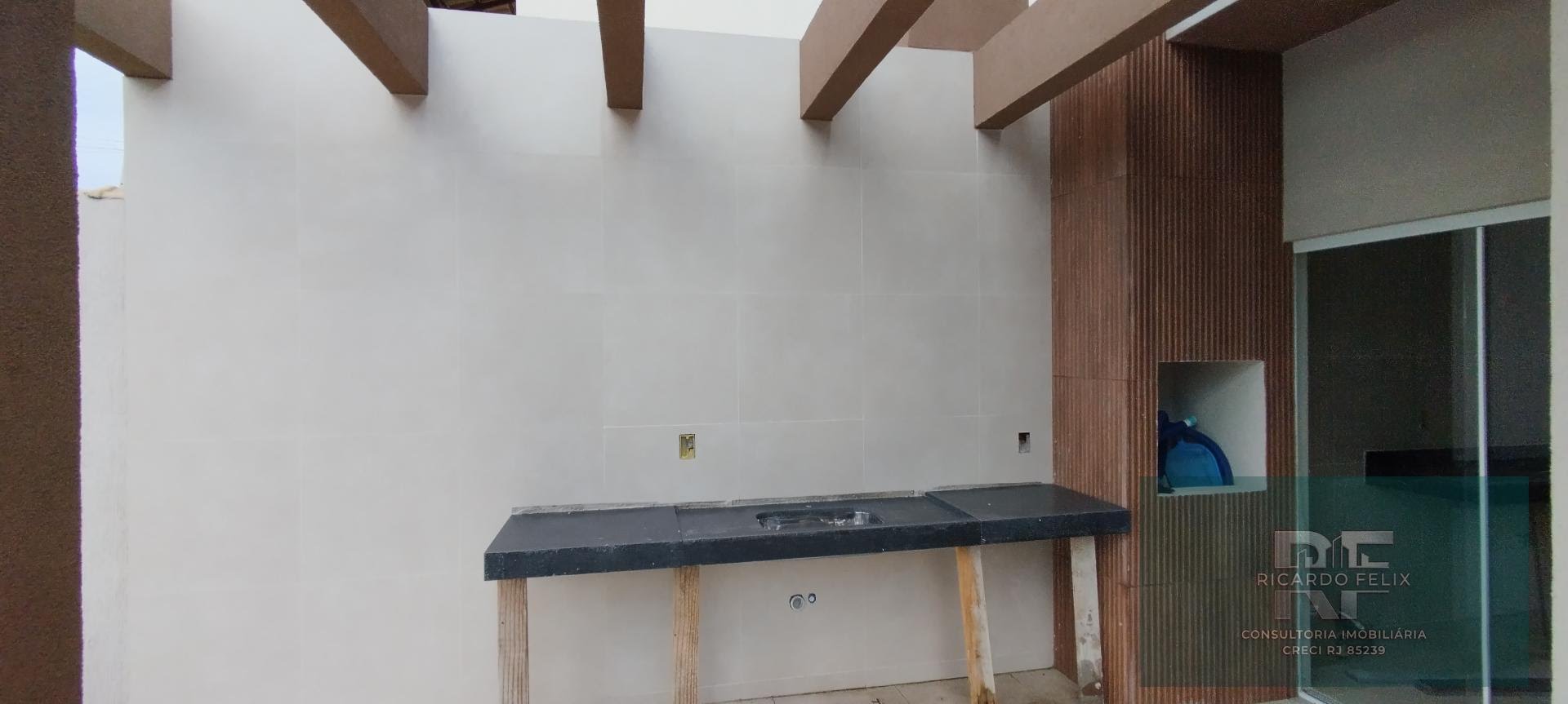 Casa à venda com 4 quartos, 1 suíte, 2 vagas e 102m² no Recreio, Rio das Ostras (RJ) — foto 3 de 19