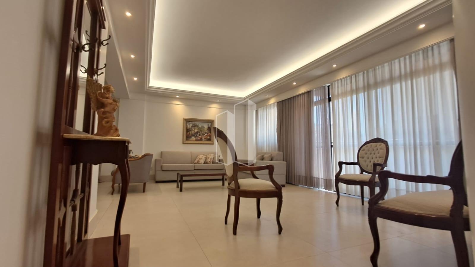 Apartamento à venda com 4 quartos, 2 suítes, 2 vagas e 209m² no Setor Oeste, Goiânia (GO) — foto 4 de 14