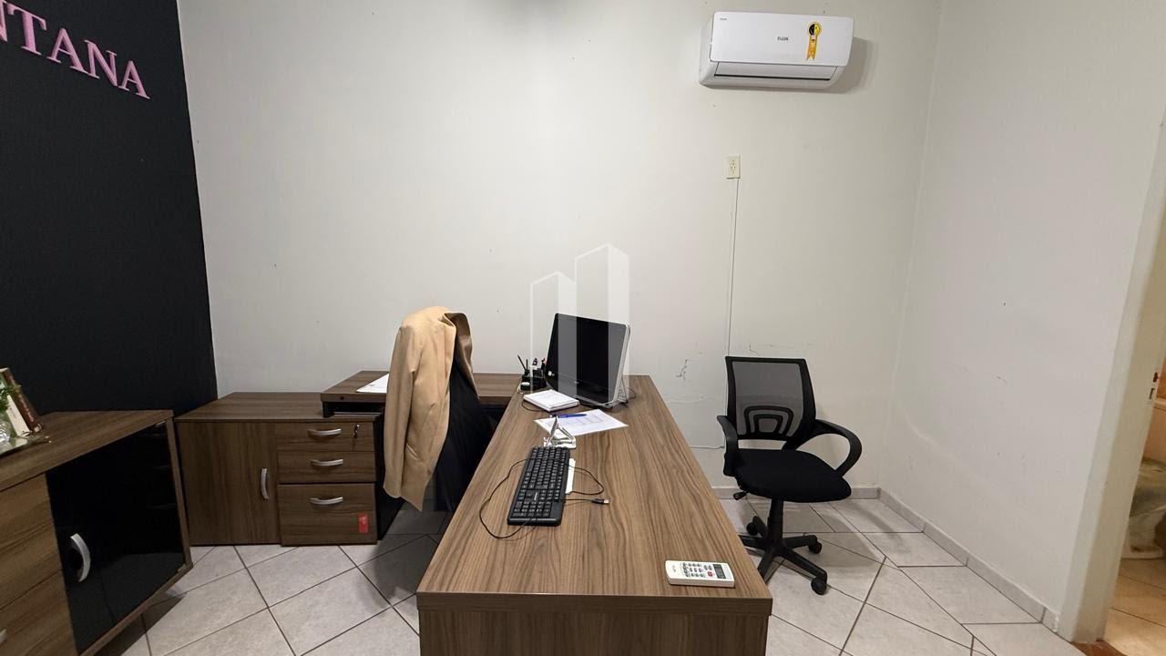 Casa à venda com 6 quartos, 3 suítes, 6 vagas e 360m² no Setor Sul, Goiânia (GO) — foto 14 de 30