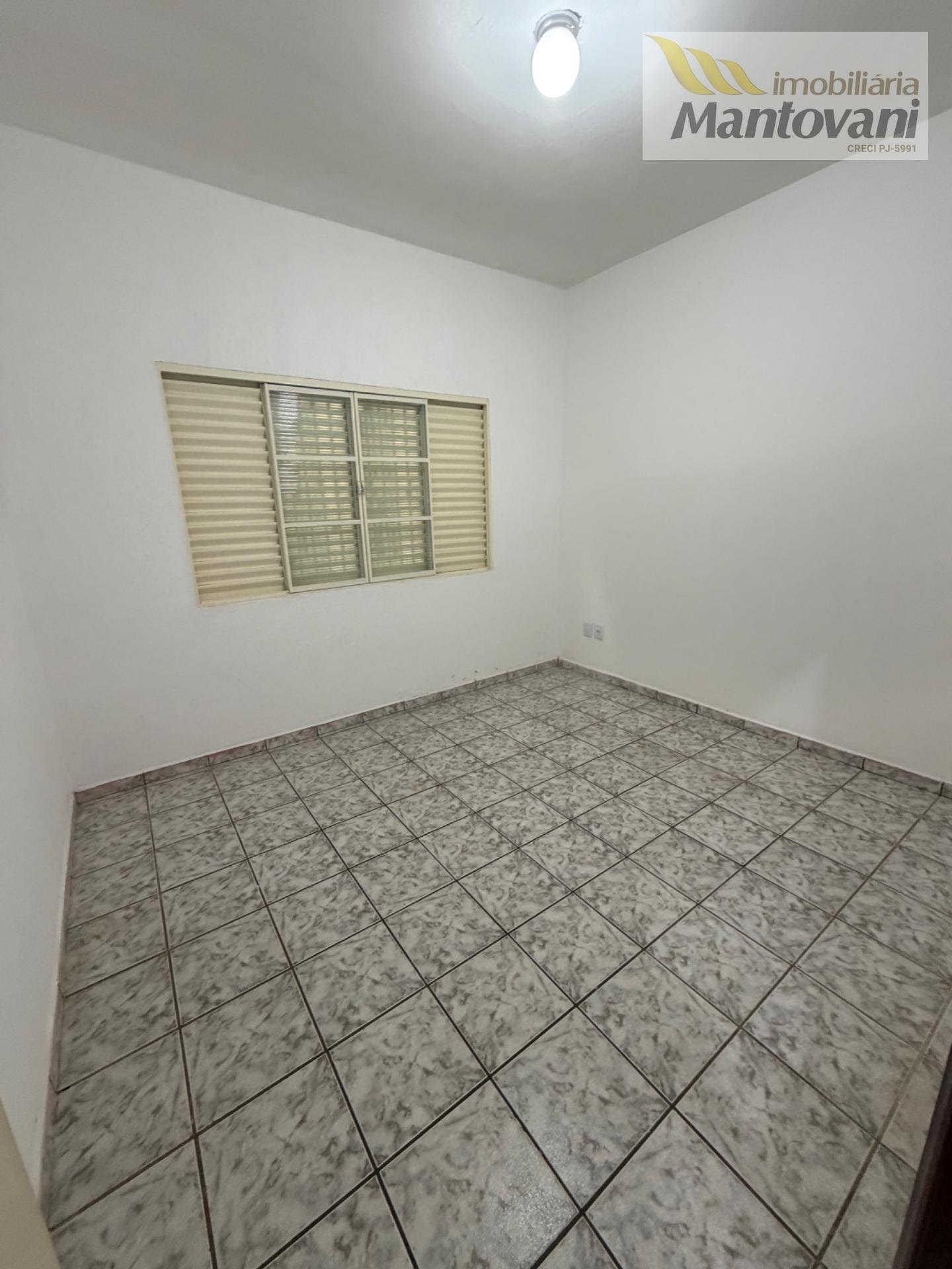 Casa à venda com 3 quartos, 1 suíte, 1 vaga e 150m² no Jardim Aeroporto, Tatuí (SP) — foto 8 de 13