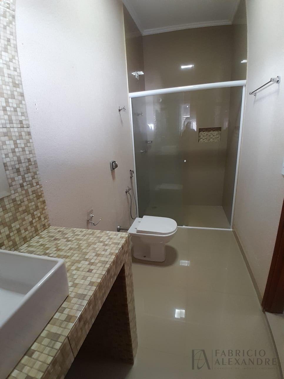Casa à venda com 3 quartos, 3 suítes, 4 vagas e 245m² no Jardim Santa Maria, São José do Rio Preto (SP) — foto 8 de 22