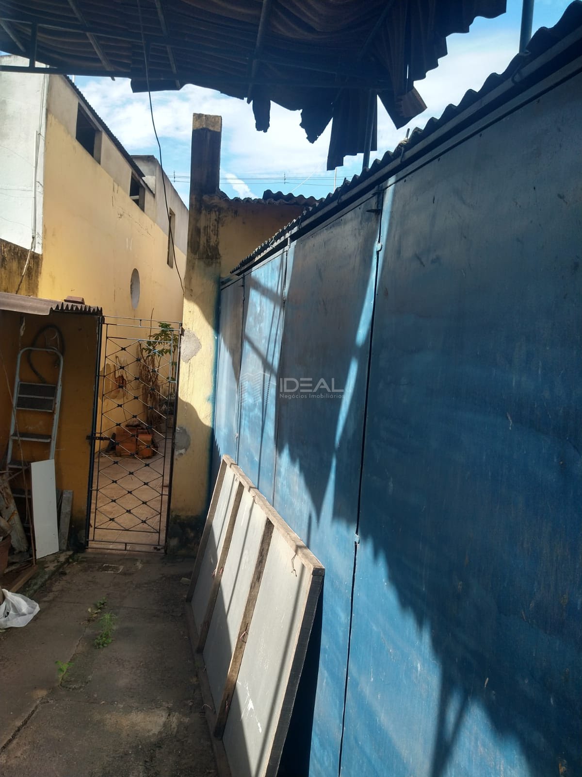 Casa à venda com 4 quartos, 3 banheiros, 3 vagas e 141m² no Parque California, Campos dos Goytacazes (RJ) — foto 23 de 24