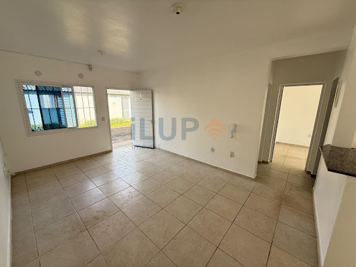 Alugue ótimo apartamento em condomínio fechado, 2 dormitórios por apenas R$ 1.000.