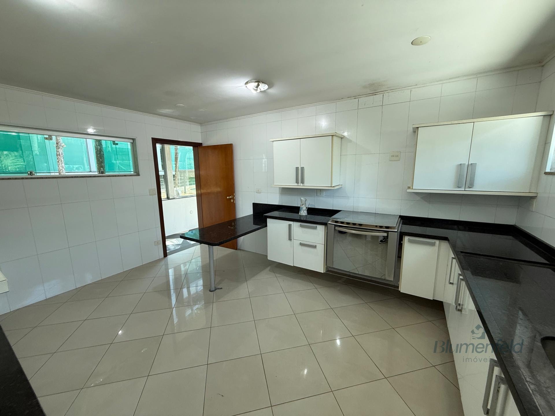 Casa para alugar com 3 quartos, 3 suítes, 3 vagas e 1200m² no Condomínio Arujazinho, Arujá (SP) — foto 4 de 30