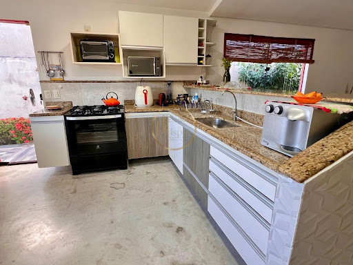 Casa 3 Dormitórios à Venda no Village II, Porto Seguro – 150m²