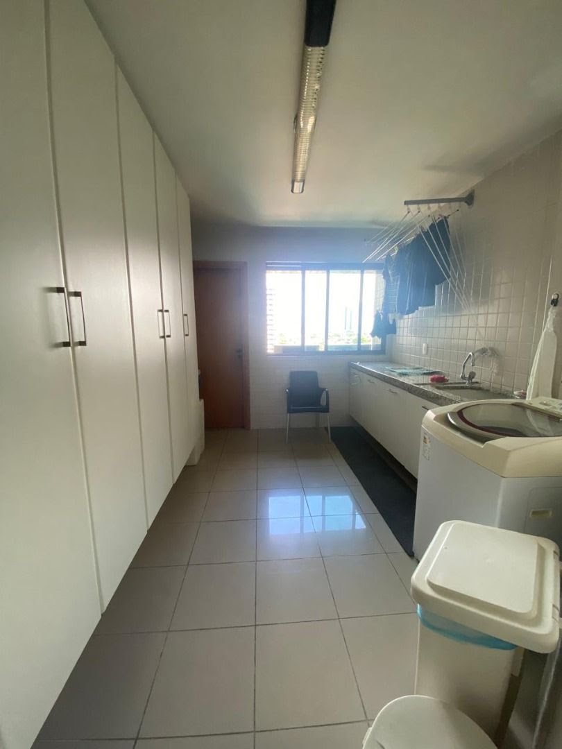 Apartamento para alugar com 4 quartos, 4 suítes, 3 vagas e 201m² no Pina, Recife (PE) — foto 29 de 30