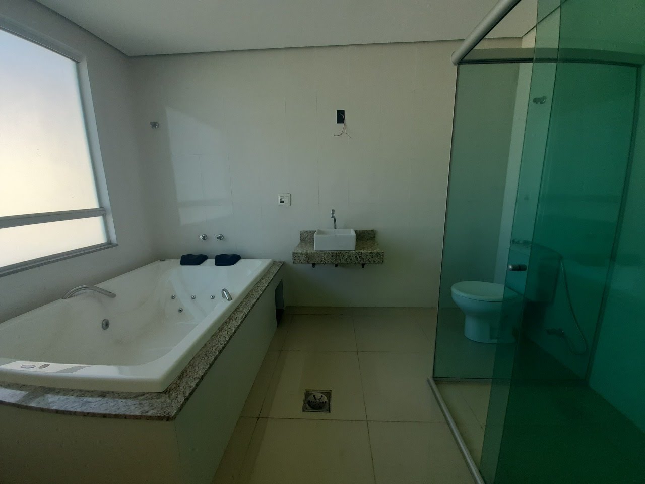 Casa à venda com 5 quartos, 2 suítes, 5 vagas e 245m² no Sao Joao Batista (venda Nova), Belo Horizonte (MG) — foto 11 de 30