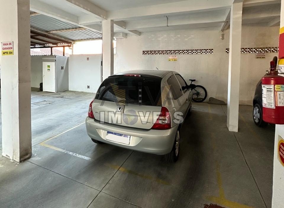 Vaga de garagem coberta