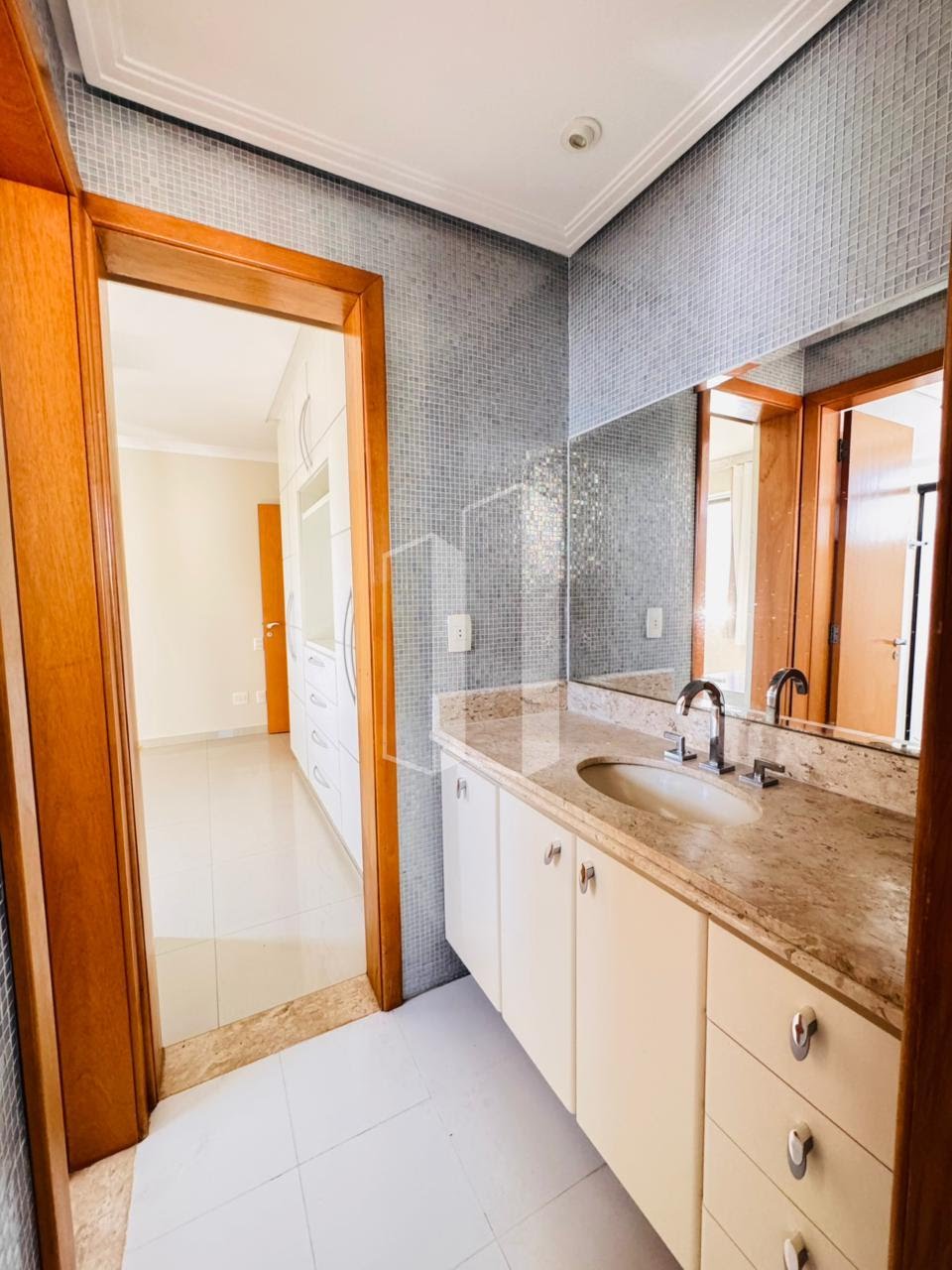 Apartamento à venda com 3 quartos, 3 suítes, 2 vagas e 140m² no Setor Bueno, Goiânia (GO) — foto 9 de 22