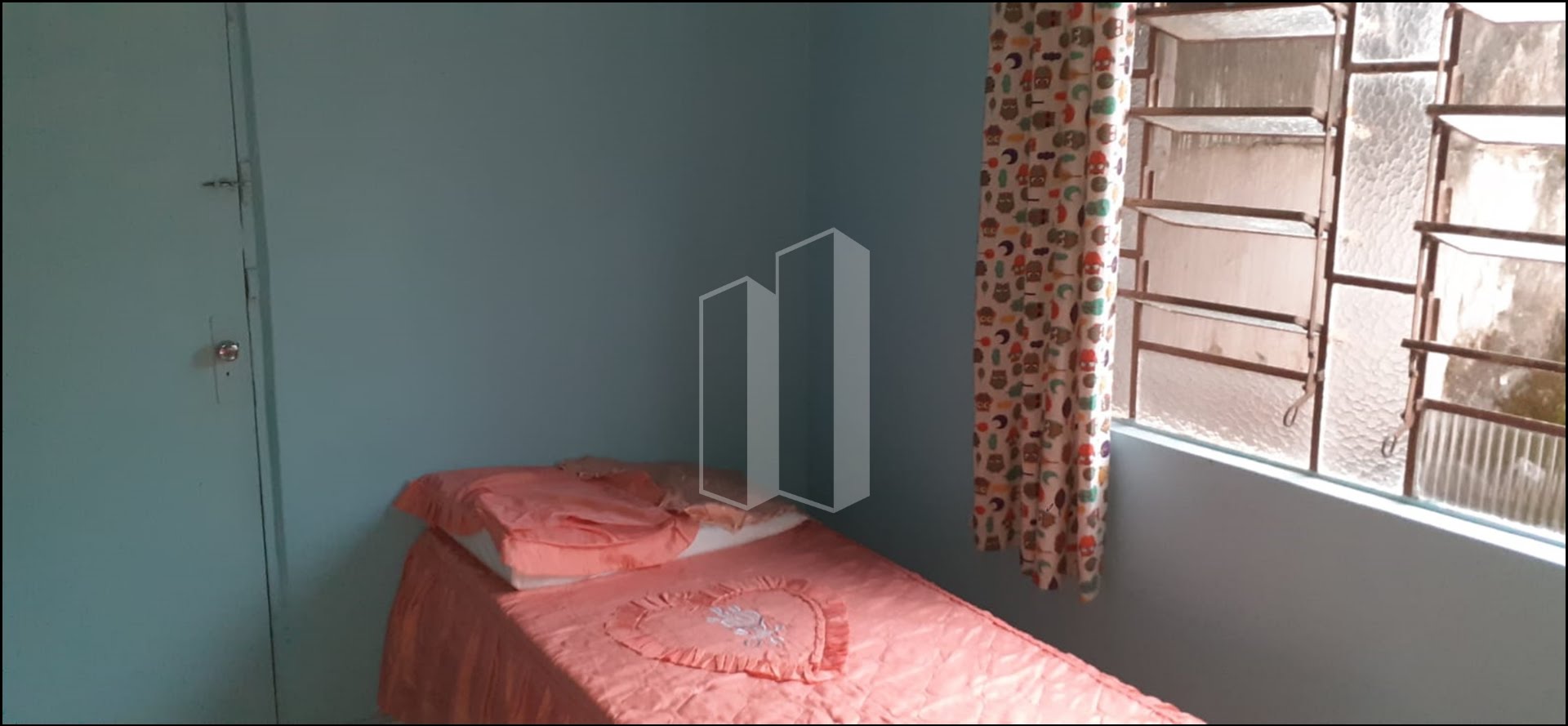 Casa à venda com 4 quartos, 1 banheiro, 3 vagas e 302m² no Setor Criméia Oeste, Goiânia (GO) — foto 9 de 11